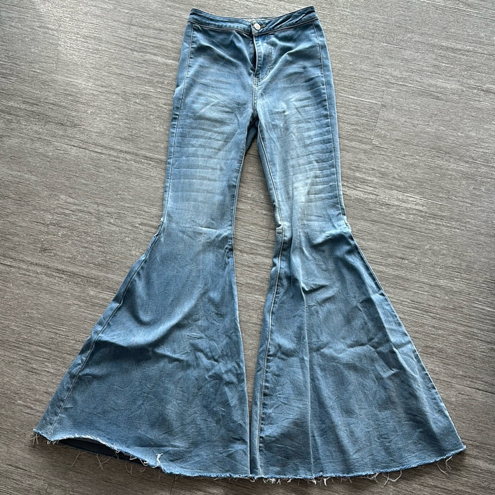 FREE PEOPLE FLARE JEANS